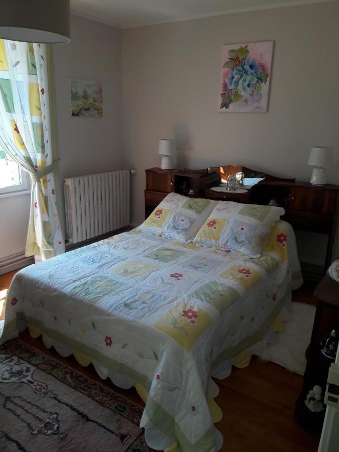 Maison de campagne de Jacqueline Saint-Georges-Nigremont Extérieur photo